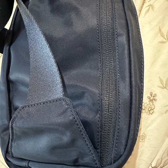 Brand new Lululemon - Picture 3 of 4